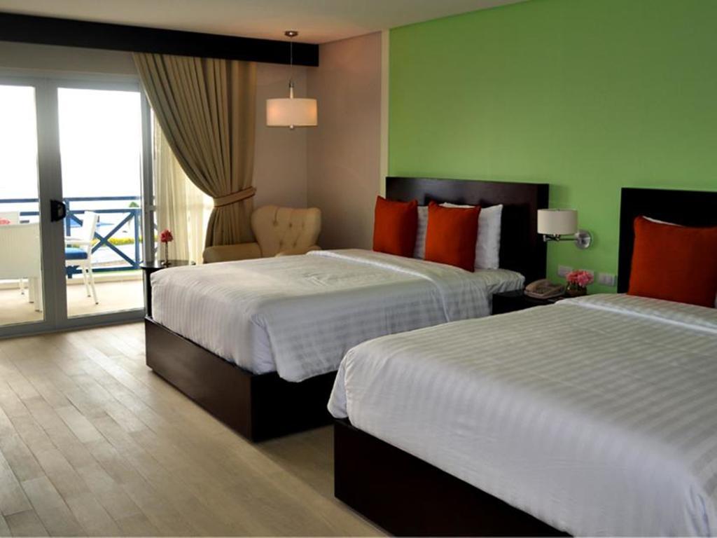 Thunderbird Resorts - Poro Point San Fernando City  Esterno foto