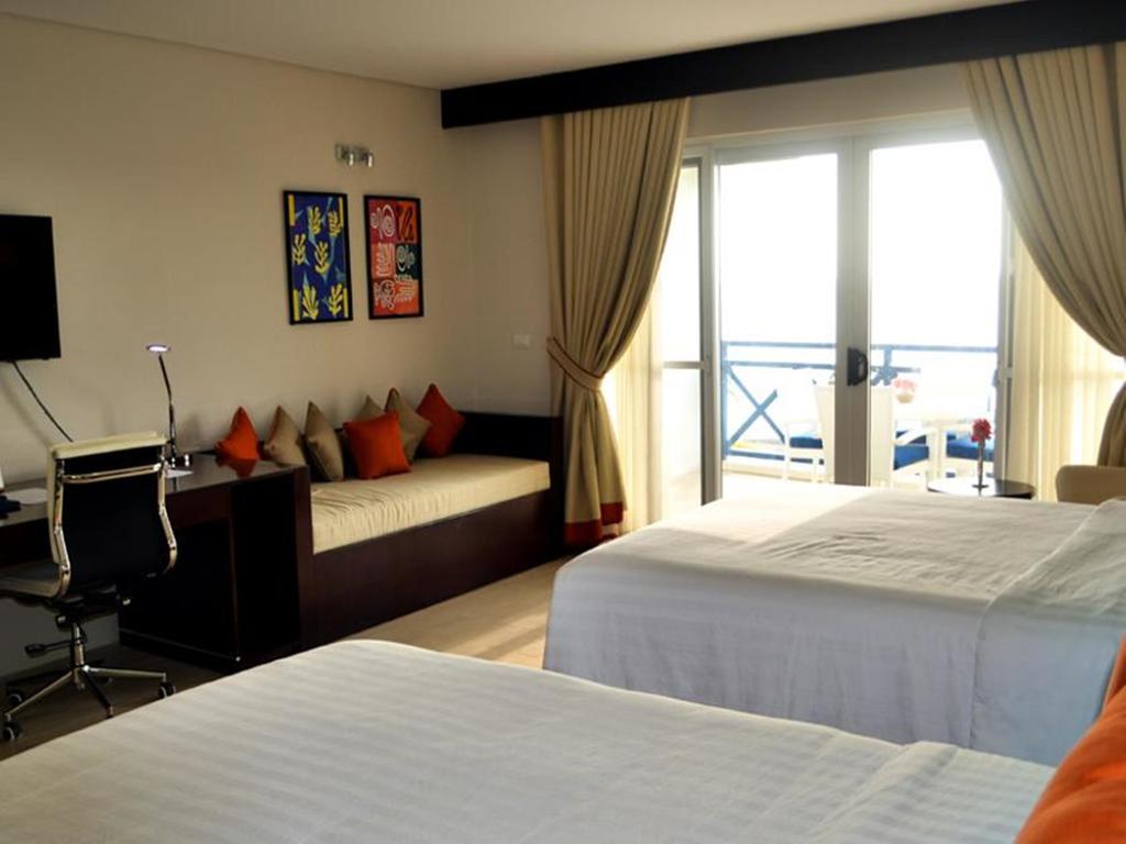 Thunderbird Resorts - Poro Point San Fernando City  Esterno foto