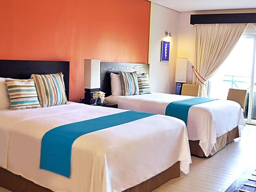 Thunderbird Resorts - Poro Point San Fernando City  Esterno foto