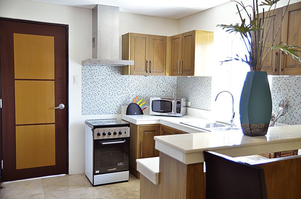 Thunderbird Resorts - Poro Point San Fernando City  Esterno foto