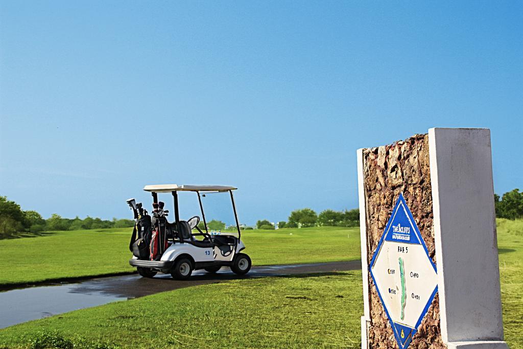 Thunderbird Resorts - Poro Point San Fernando City  Esterno foto