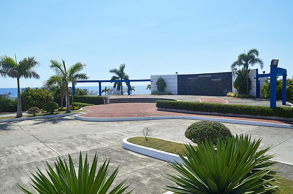 Thunderbird Resorts - Poro Point San Fernando City  Esterno foto