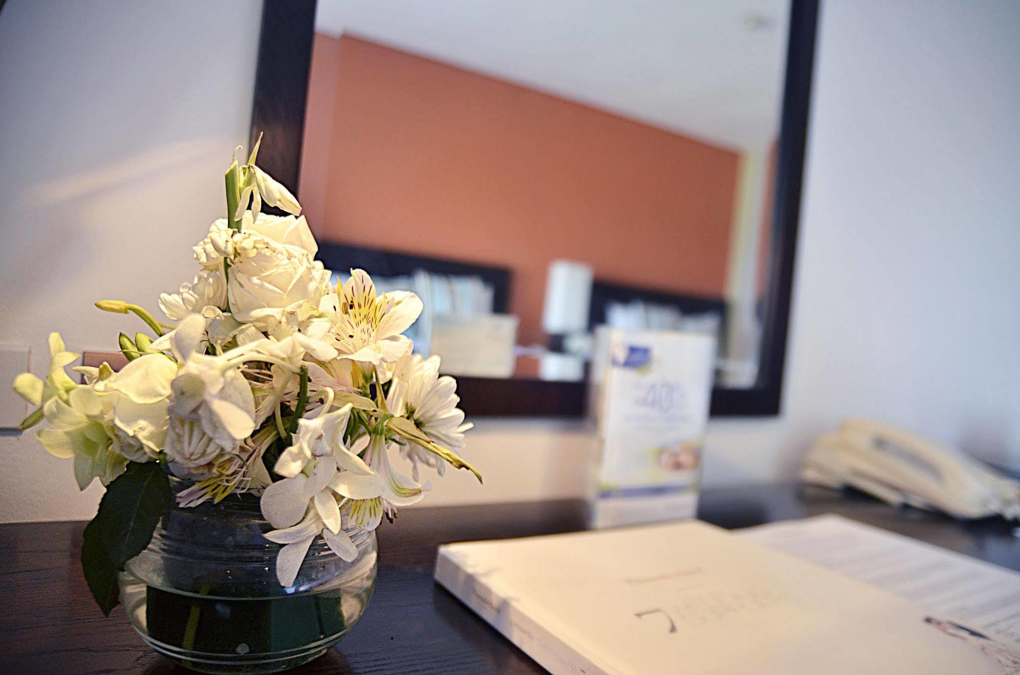 Thunderbird Resorts - Poro Point San Fernando City  Esterno foto